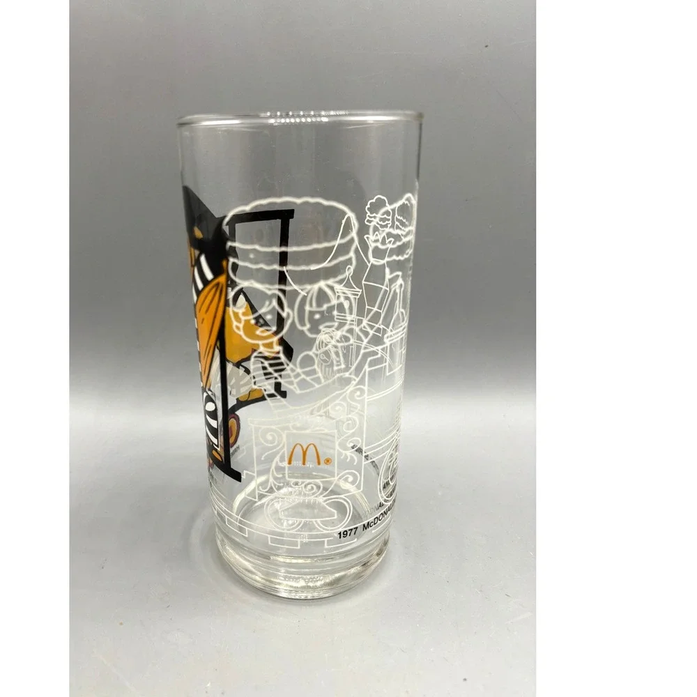 Vintage 1977 McDonalds Action Series Hamburglar Glass Collector‎ Tumbler 5.5